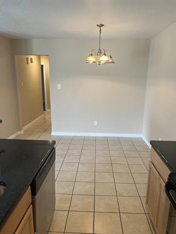 Foto del edificio - 8138 Tanner Ave