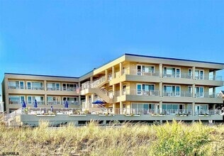 Building Photo - 6100 Boardwalk