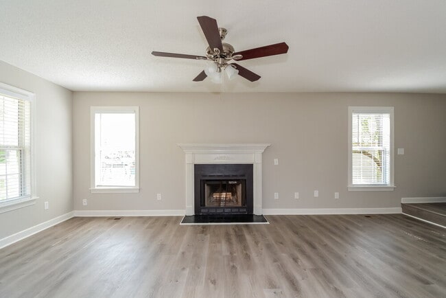 Foto del edificio - 805 Wallridge Dr