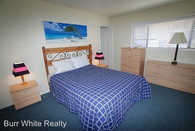 Foto del edificio - 4212-4212 Seashore Dr