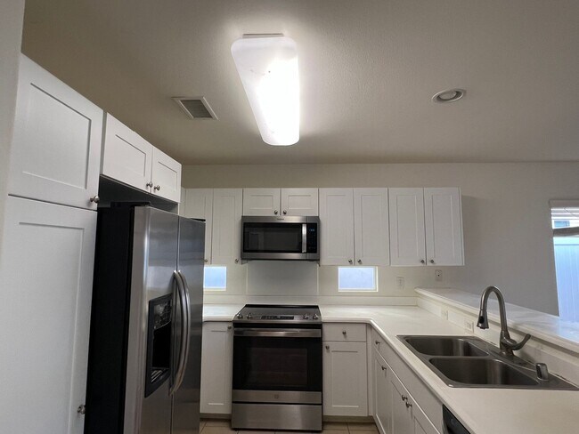 Foto del edificio - Lovely 3 bedroom 2 bath home in Ka Makana ...