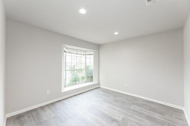Foto del edificio - 21402 Park Royale Dr