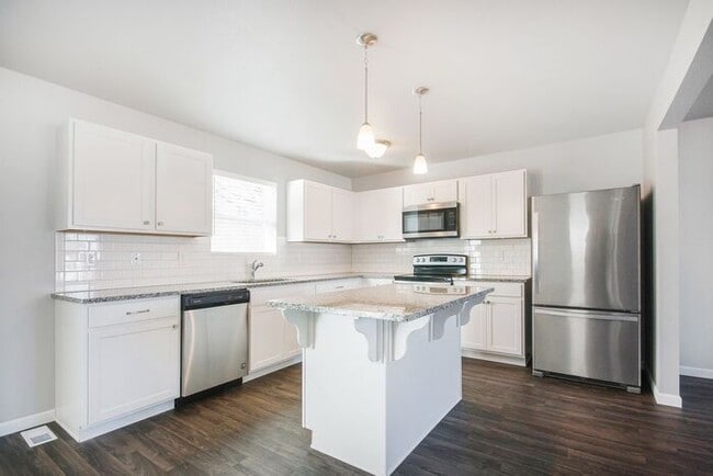Building Photo - 7532 Bramling Dr