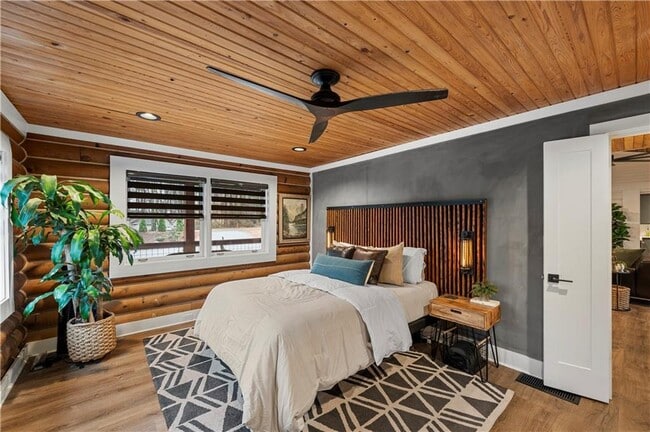 Building Photo - 12030 Old Mountain Park Rd