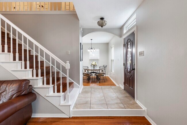 Foto del edificio - 6827 Hollow Hearth Dr