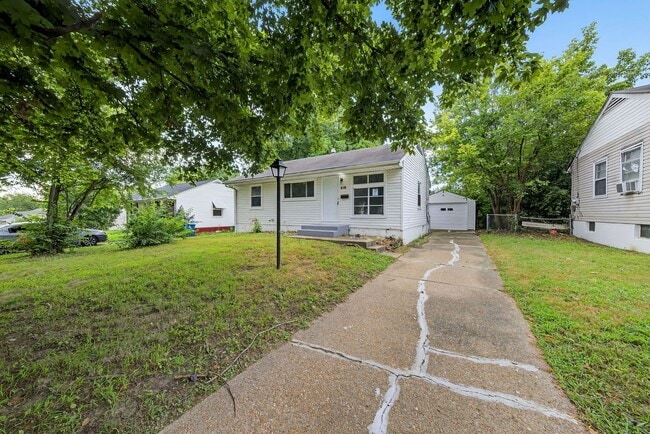 Photo - 416 Crawford Rd House
