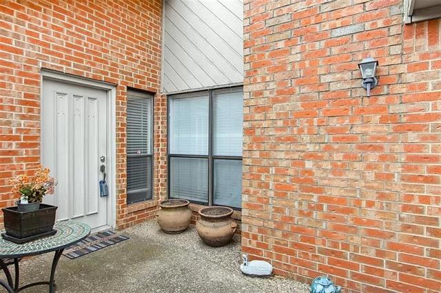 Building Photo - 925 Cedarland Blvd