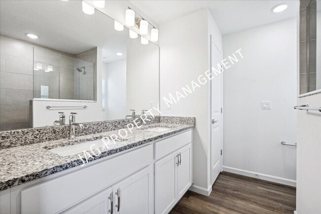 Foto del edificio - 174 Underwood Trl