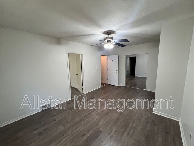 Foto del edificio - 2246 E 86 St