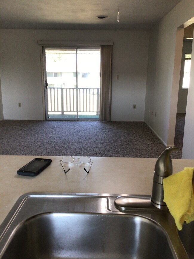 Foto del edificio - 2275 N Cable Rd