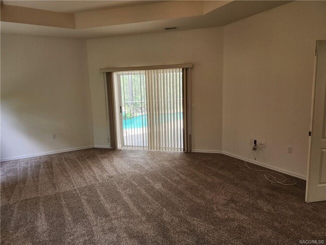 Building Photo - 3888 N Stirrup Dr