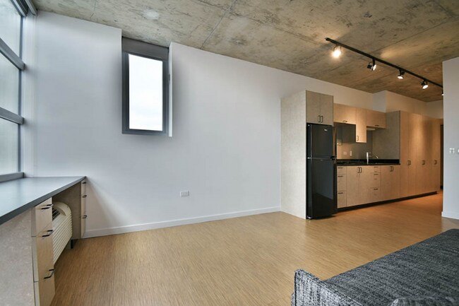 Foto del edificio - 1515 W Blackhawk St