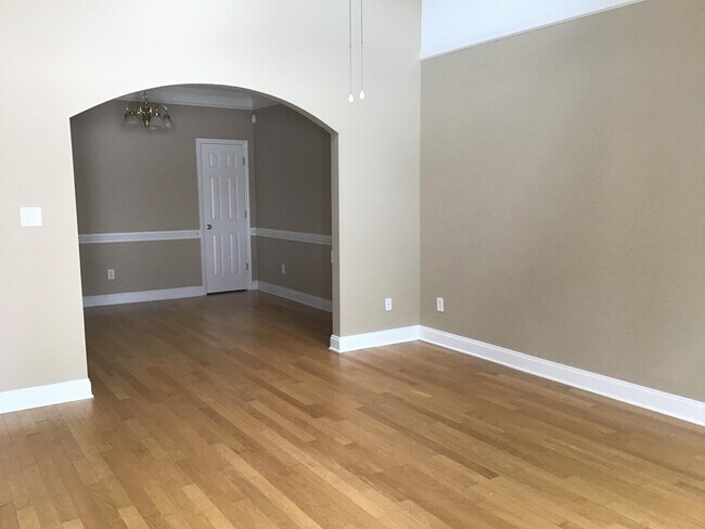Foto del edificio - 217 Brook Ct
