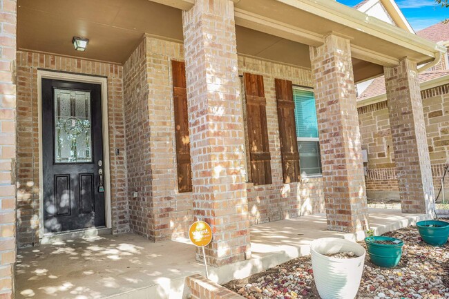 Building Photo - Move In Special- 1 month free rent!!   Wel...