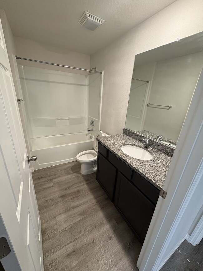 Building Photo - 12007 Henley Ave