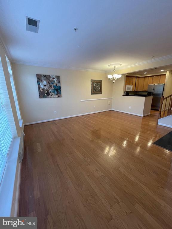 Building Photo - 4701 Eggleston Terrace