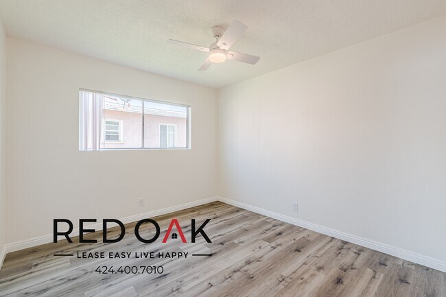 Foto del edificio - 11537 Meeker Ave