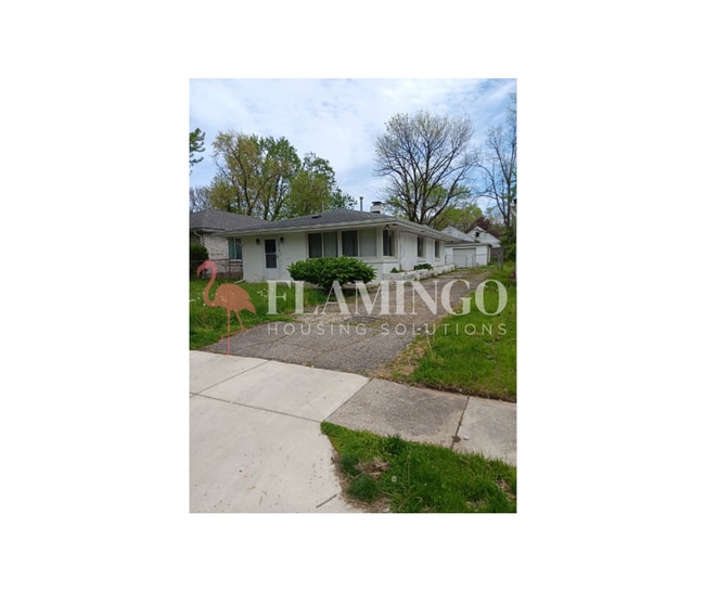 Building Photo - Comfortable 2-Bedroom Home with Garage & S...