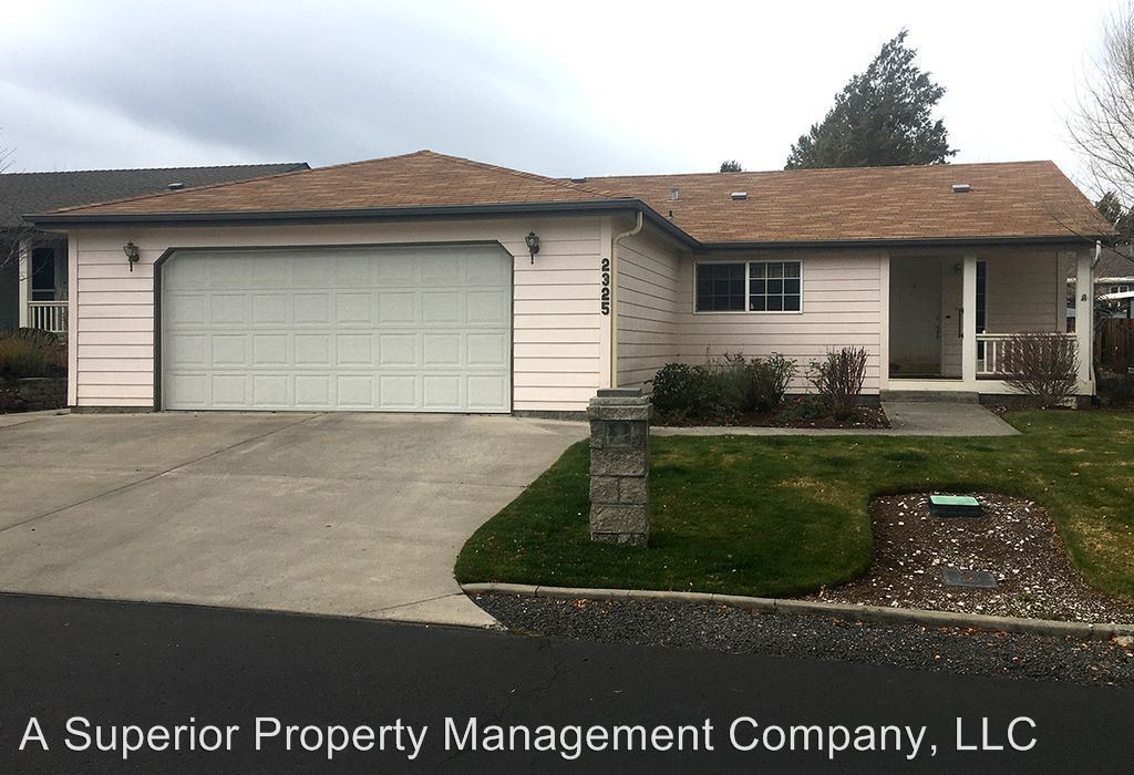 Foto principal - 2325 NE Wintergreen Dr