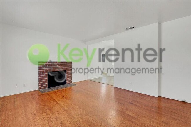 Foto del edificio - 2776 Kerria Way
