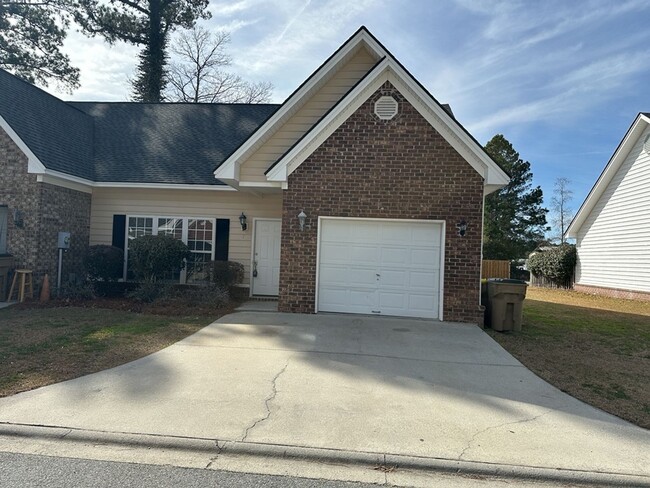 Building Photo - 7 Crossings Dr