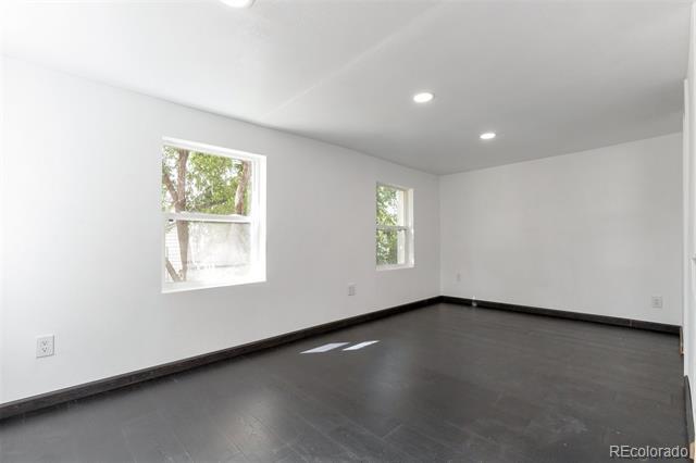 Building Photo - 1281 Iola St