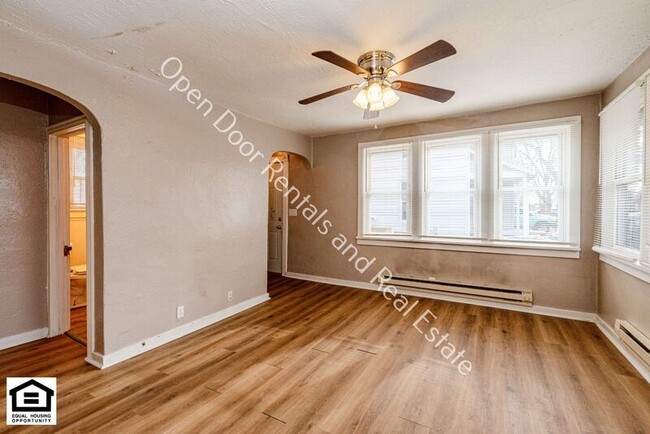 Foto del edificio - 122 N Grant St