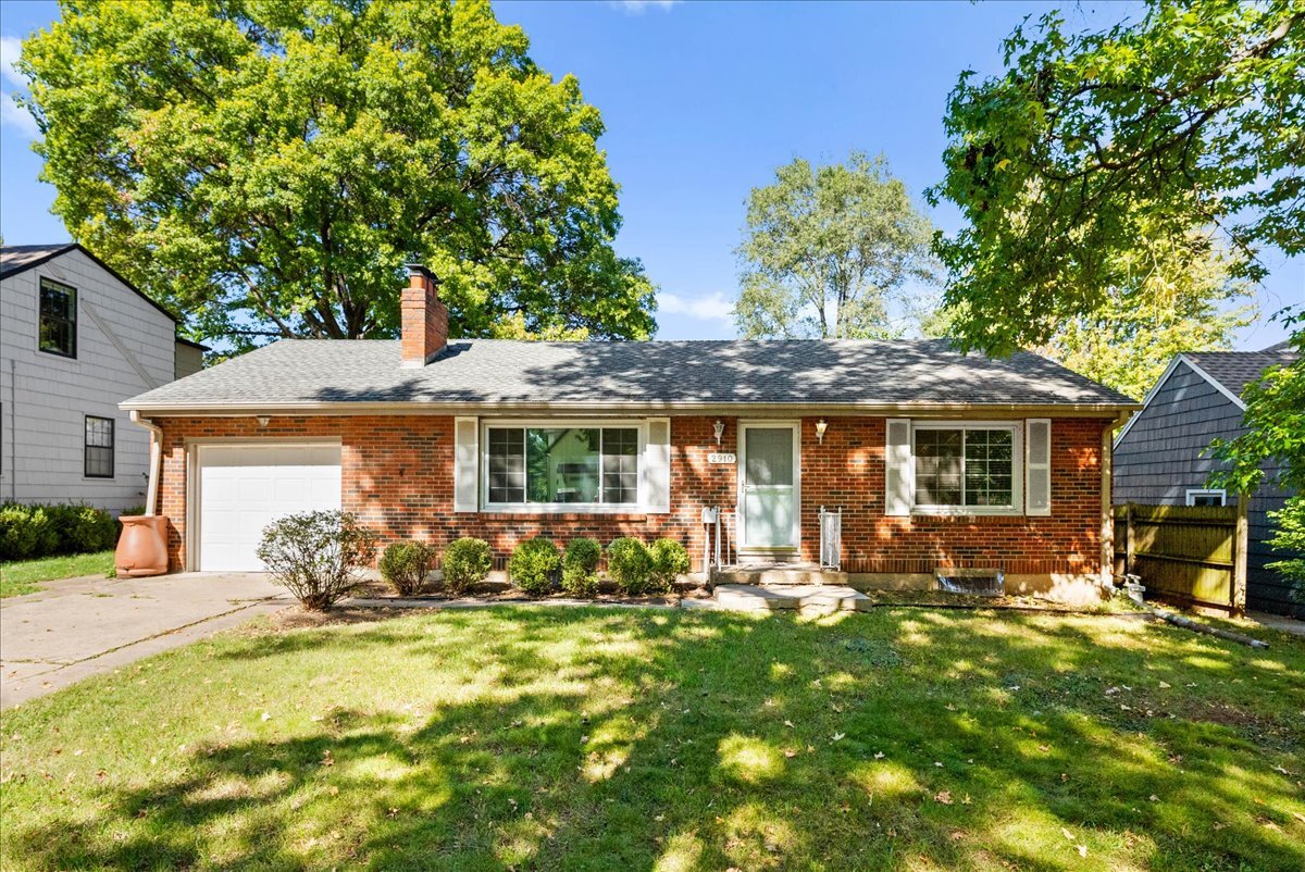 2910 W 47th Ter, Westwood, KS 66205 House Rental in Westwood, KS