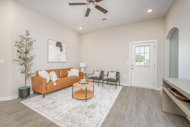 Building Photo - UPDATED Town Home with 2 Car Garage - Pets...