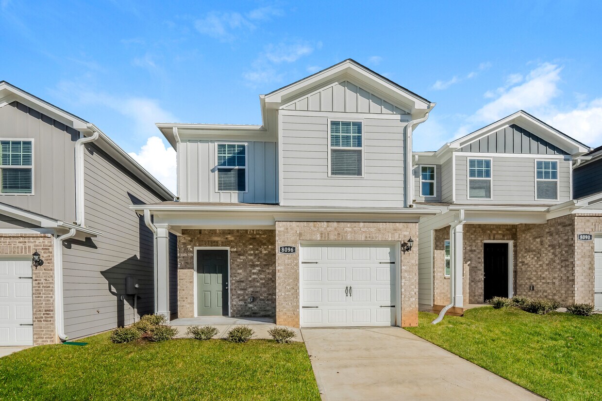 Foto principal - 8096 Hagood St