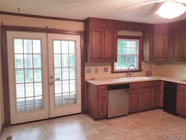 Building Photo - 24 Bridgehampton Pl