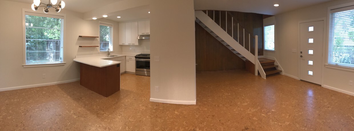 Área de estar - 321 Payne St