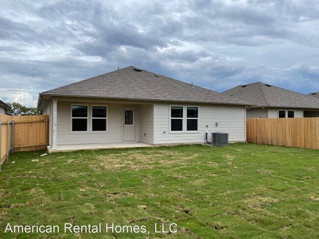 Foto del edificio - 4 br, 2 bath House - 925 Armadillo Dr