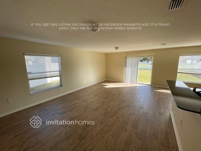 Foto del edificio - 3340 Cardinal Feather Dr