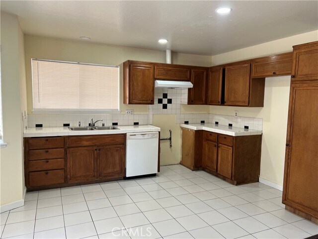 Foto del edificio - 924 N Quince Ave