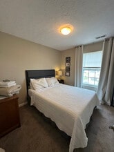 Building Photo - 207 Vineyard Rd