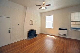 Building Photo - 2354-2362 SW Cactus Dr