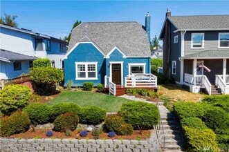 Building Photo - 3711 N 30th St Building Photo - 3711 N 30th St