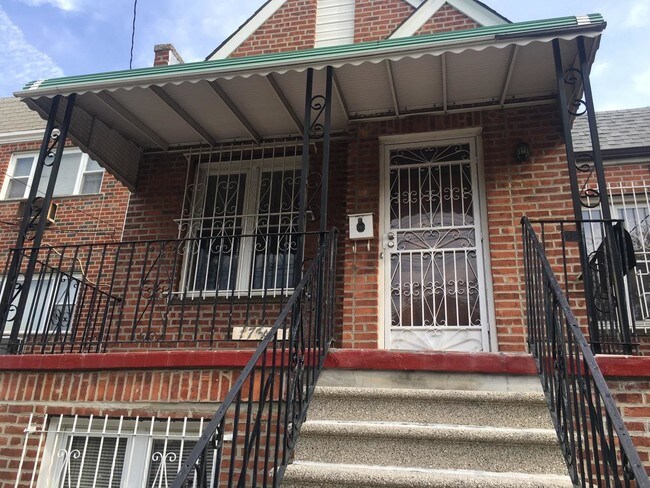 Foto del edificio - 1738 Bogart Ave