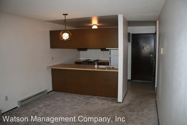 Building Photo - 22 N Skipworth Rd