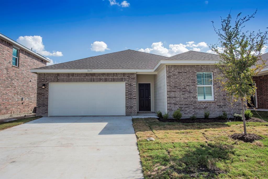 1613 Escondido Dr, Fort Worth, TX 76052 House Rental in Fort Worth