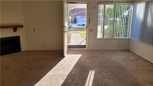 Building Photo - 27435 Sereno