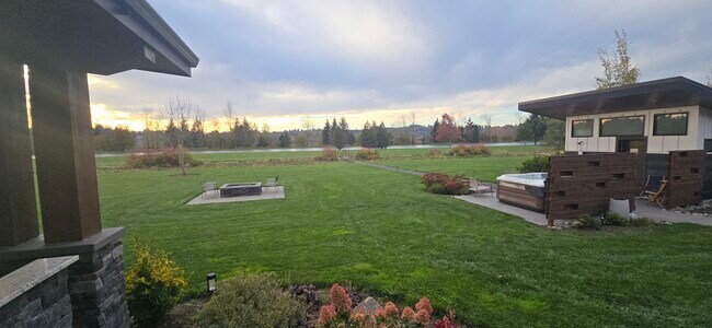 Foto del edificio - 38100 NE 164th Ave