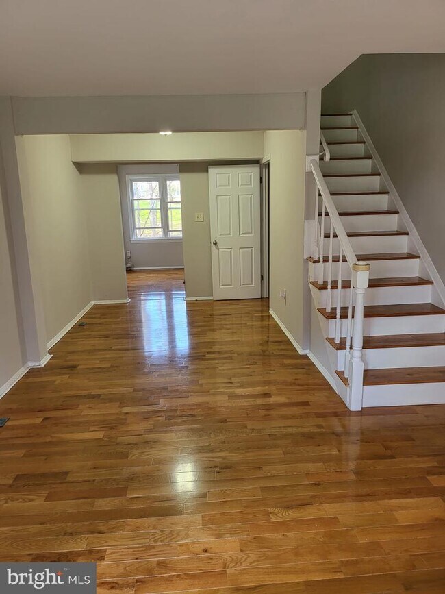 Building Photo - 2809 Chablis Cir