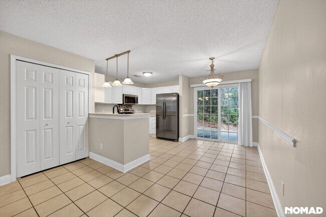 Foto del edificio - 4840 Moss Creek Loop