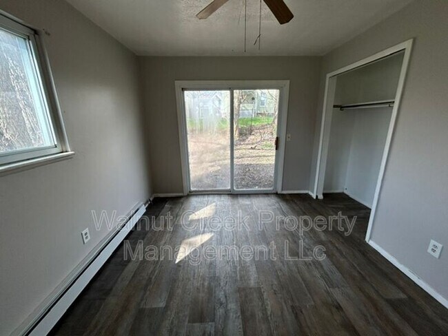 Building Photo - 138 Mendel Ct