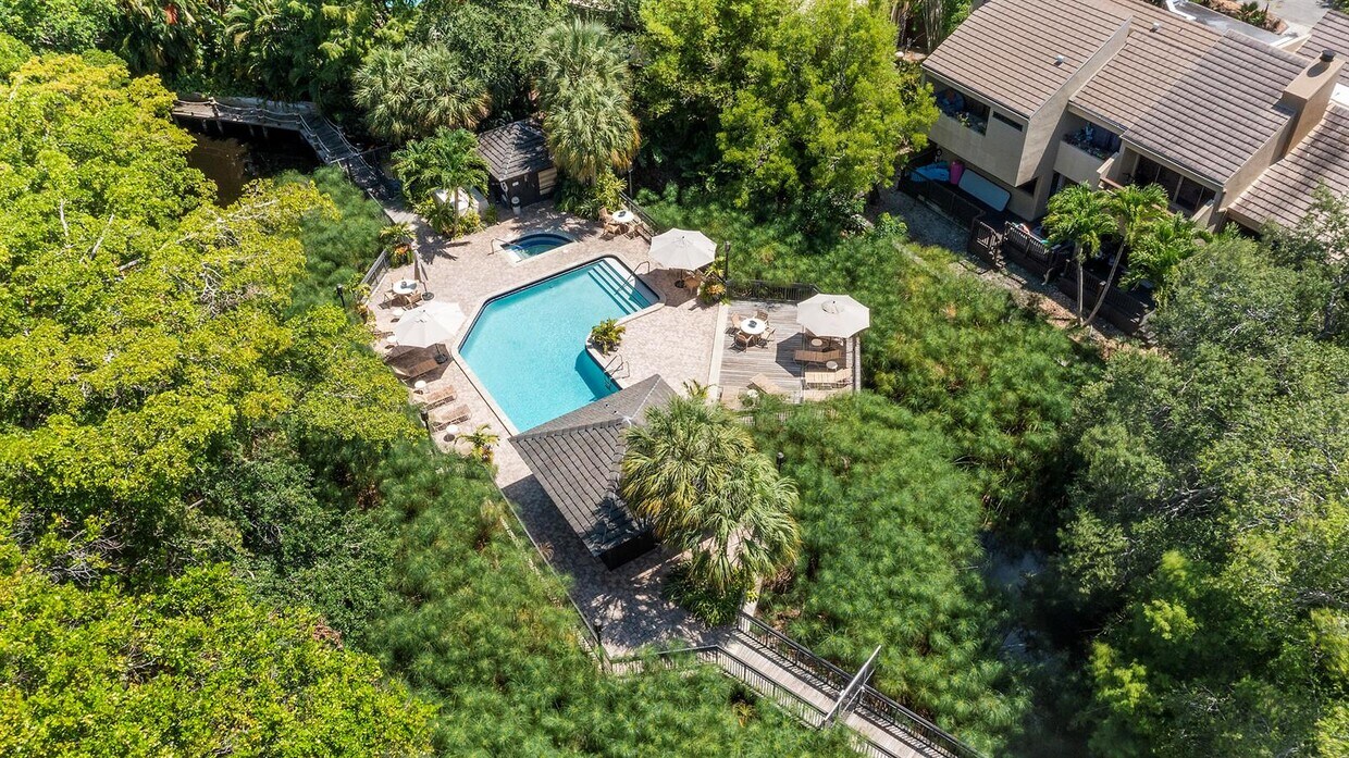 Foto principal - 790 Saint Albans Dr