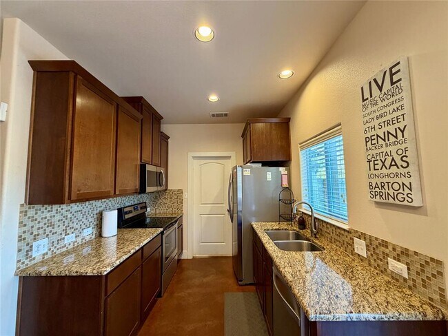 Foto del edificio - 5503 Hiline Rd