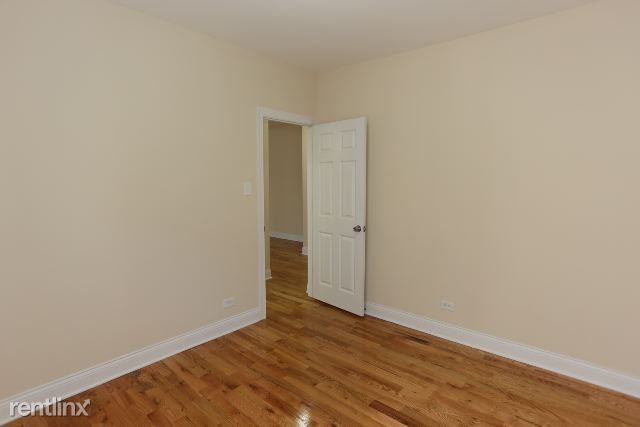 Foto del edificio - 6265 W Cornelia Ave