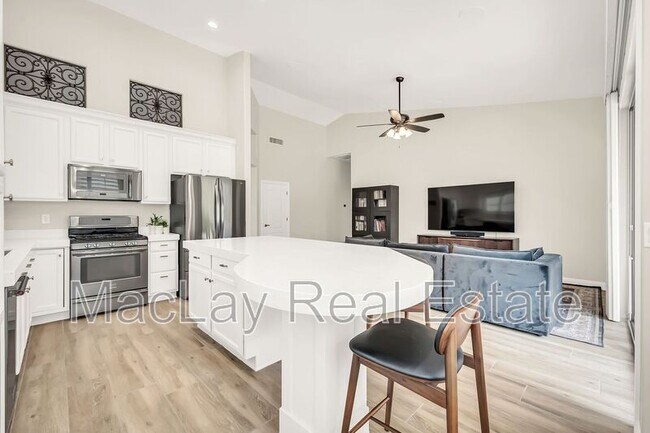 Foto del edificio - 7259 E Tyndall St